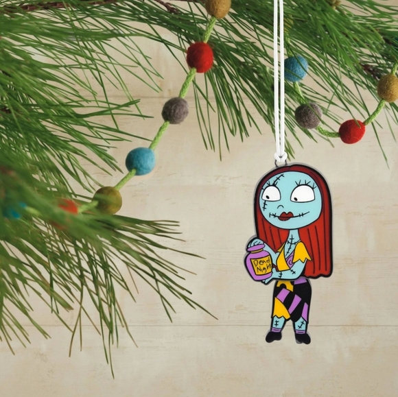 Disney The Nightmare Before Christmas Sally (Wiggles) Hallmark Ornament - Picture 9 of 11